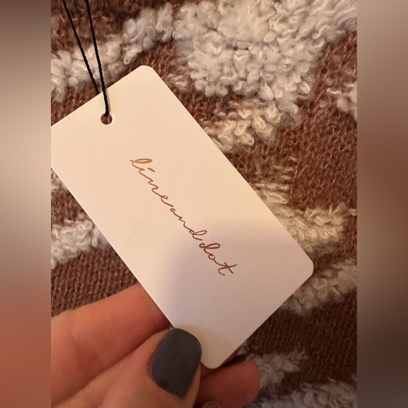 NWT🤎Line and Dot Houndstooth Plush Sweater S - Picture 7 of 10